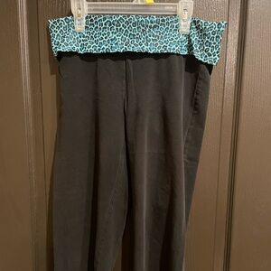 PINK Victoria's Secret Black and Aqua Capri Leg Pants